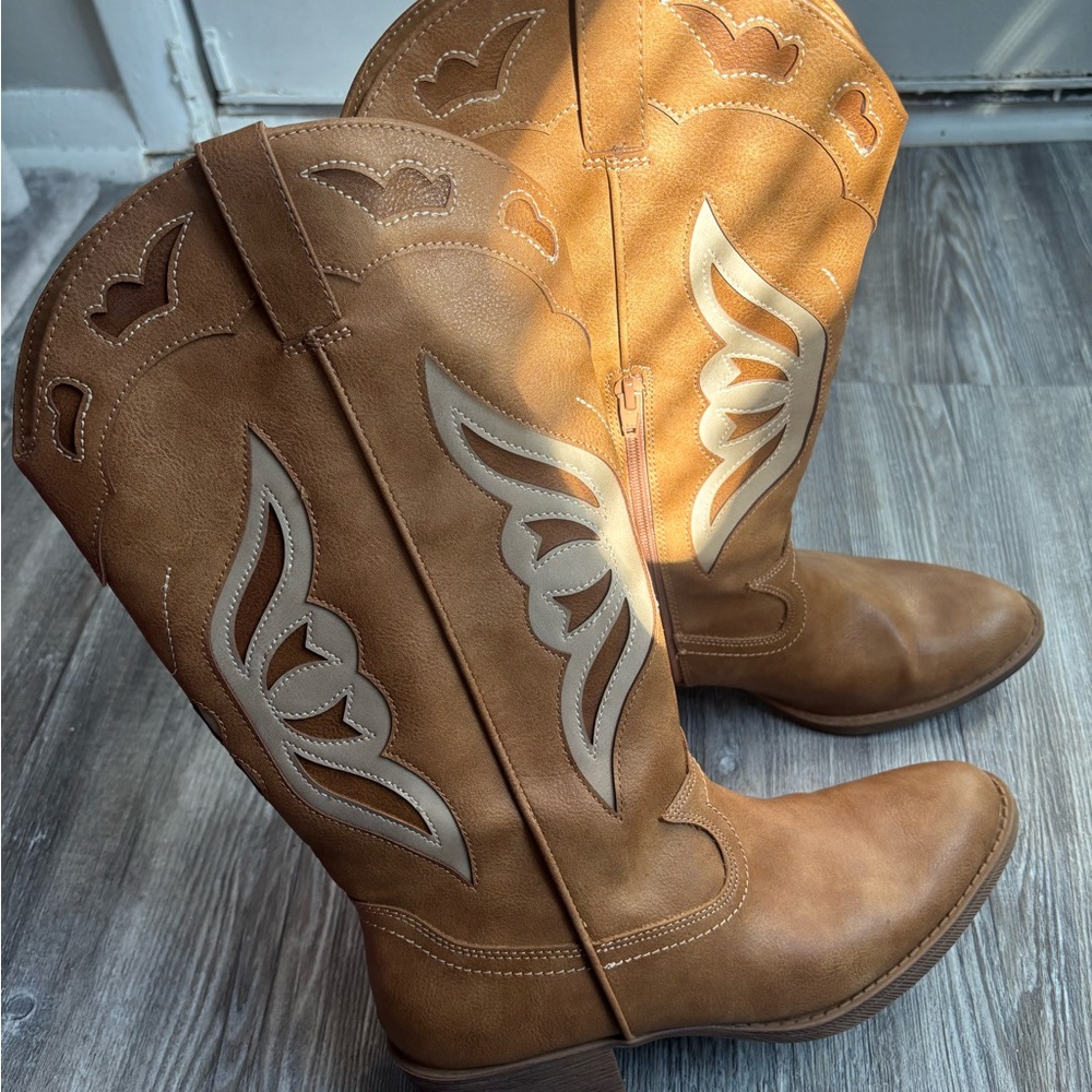 Tan Western Boots